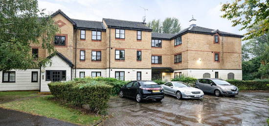 Flat for sale in Mullards Close, Mitcham, Surrey CR4