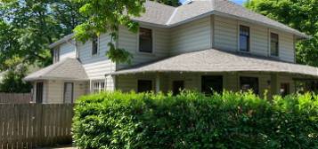 694 W  10th Ave #1, Eugene, OR 97402