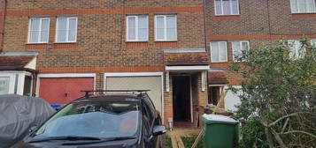 3 bedroom terraced house to rent