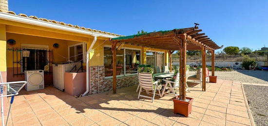 Casa o chalet independiente en venta en Hondón de las Nieves