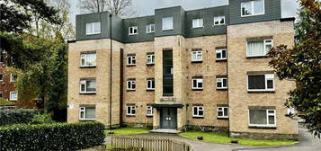 1 bedroom ground floor flat for sale