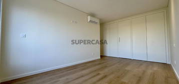 Apartamento T2| Arrecadação | Terraço/Logradouro