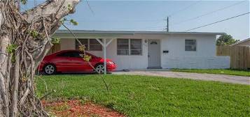 4106 NW 12th Ter, Oakland Park, FL 33309