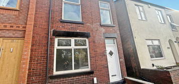 End terrace house to rent in Church Street, Westhoughton BL5