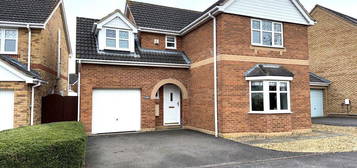 4 bedroom detached house to rent