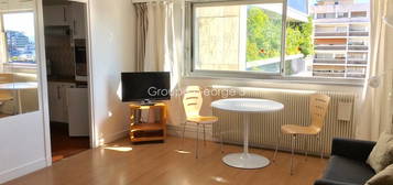 Location appartement 1 pièce 32 m²