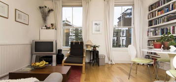 Flat to rent in Torriano Avenue, Kentish Town, London NW5