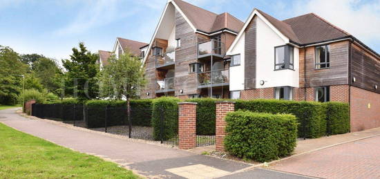 Property to rent in Darkes Lane, Potters Bar EN6