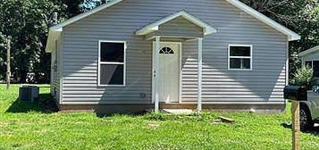 1311 Moss St, Dyersburg, TN 38024