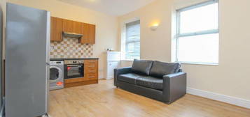 1 bedroom ground floor flat