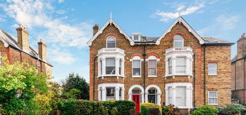 Flat to rent in Queens Road, Wimbledon, London SW19