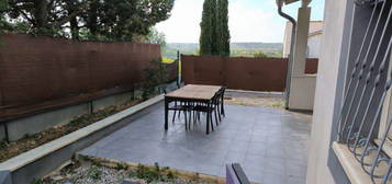 35kms Montpellier, Tressan, Villa F4 90m2, jardinet, climatisation Villa F4 avec terrasse