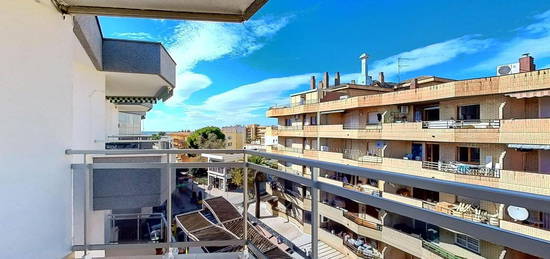 Piso en venta en Carrer de Barbastre, 15, Mar i Camp - Platja dels Capellans