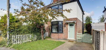 2 bedroom semi-detached house for sale