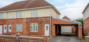 2 bed semi-detached house for sale