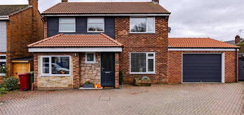 3 bedroom detached house for sale