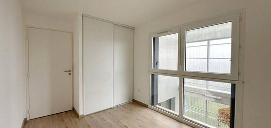 Marin, appartement de type 4 en duplex avec loggia, parkings et cellier - Quartier Ile de Nantes