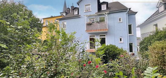 Wunderschöne Wohnung mit eigenem Garten und Blick auf St.Michael