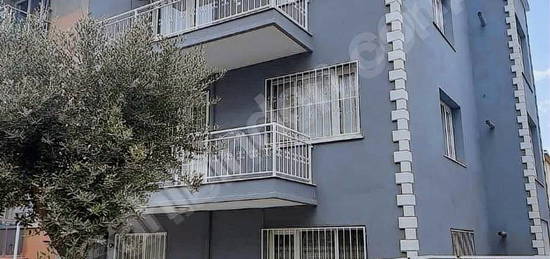 TURYAP'TAN BORNOVADA GÜZEL LOKASYONDA SATILIK DAİRE