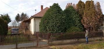 Zalaegerszeg-Kispáliban családi ház alkalmi áron eladó!!