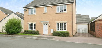 4 bed detached house for sale