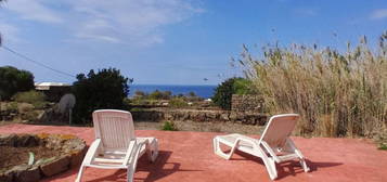 Villa unifamiliare via Ziton di Nikà, Pantelleria