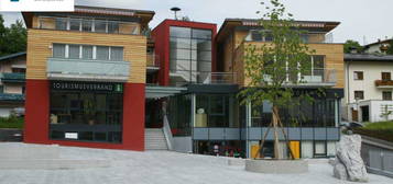 MEI DAHOAM! 3-Zimmer Dachgeschosswohnung in Pfarrwerfen mit Balkon und Tiefgaragenplatz zu vermieten