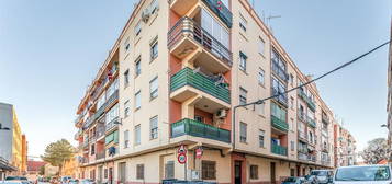 Piso en venta en C/ Albades, Zona Calle Valencia