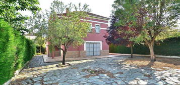 Chalet en Cabanillas del Campo