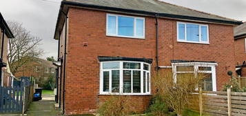 3 bedroom semi-detached house to rent