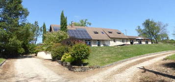 Dpt Saône et Loire (71), à vendre GOURDON maison P7 de 299 m² - Terrain de 2 487,00 m²