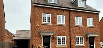 3 bedroom semi-detached house for sale