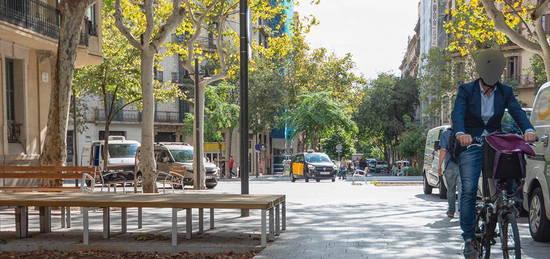 Planta baja en venta en Carrer de Girona, Dreta de l'Eixample