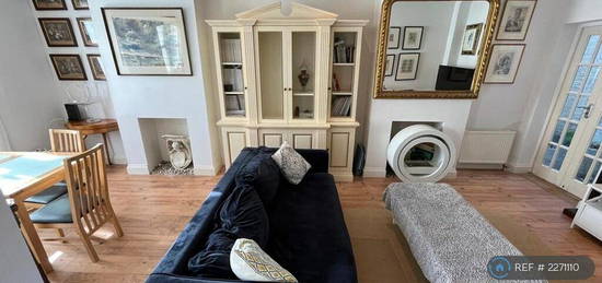 1 bedroom house share