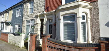 4 bedroom terraced house to rent