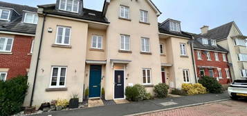 4 bedroom town house for sale