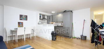 Flat to rent in Shirland Road, Maida Vale, London W9