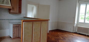 Appartement  à louer, 3 pièces, 2 chambres, 66 m²