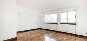 Apartamento T3 para arrendamento