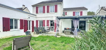 Maison  à vendre, 8 pièces, 5 chambres, 170 m²