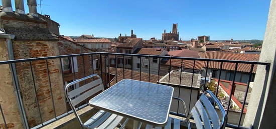 Appartement type loft hypercentre panorama UNESCO