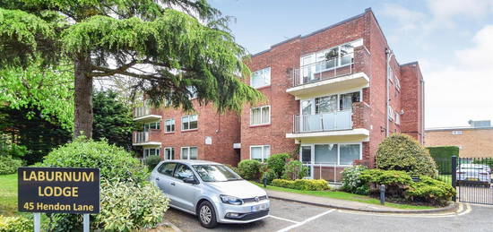 Flat to rent in Hendon Lane, Finchley Central N3