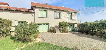 Maison d'environ 62 m² avec une grange sur un terrain de 562 m² - MONTVERDUN 42130