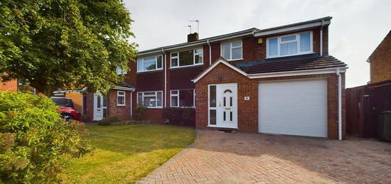 4 bed semi-detached house for sale