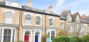 5 bed terraced house for sale