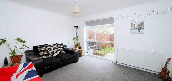 2 bedroom terraced house