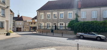 Belle demeure comprenant 3 appartements