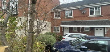 2 bedroom terraced house