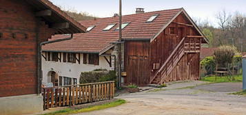 Appartement chaleureux à la campagne, avec jardin privatif et balcon, cadre agréable et calme, dans petite copropriété