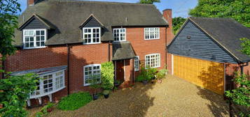 4 bedroom detached house